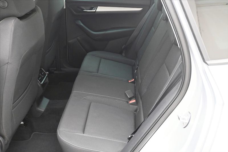 Škoda Karoq 2,0 TDI 85 kW DSG EL.KUFR Záru - fotka 14 z 31