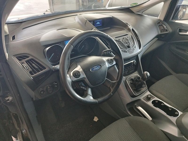 Ford C-MAX (2013) 1,6I,92KW,AUT.KLIMA,NOVÁ STK - fotka 14 z 17