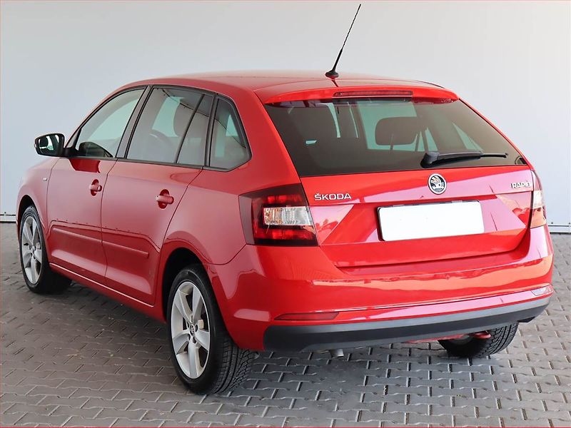 Škoda Rapid (2018) 1.0 TSI, Tempomat - fotka 4 z 21