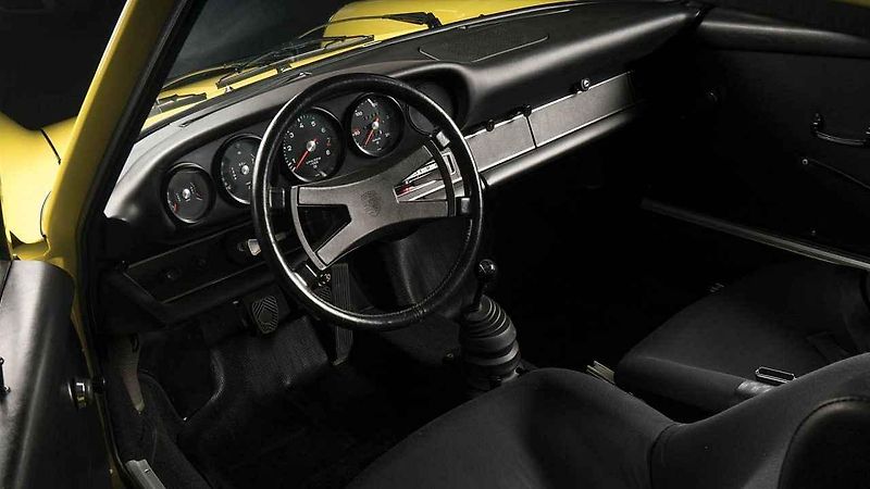 Porsche 911 Carrera RS 2.7 Lightweight.