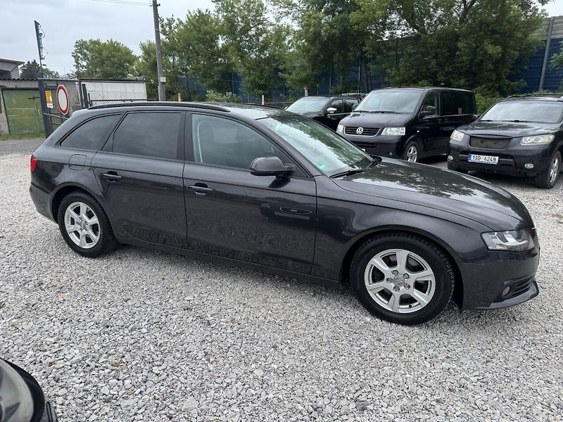 Audi A4 Avant 2.0TDi,rezervace - fotka 3 z 54