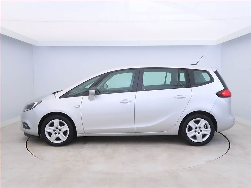 Opel Zafira (2017) 1.6 CDTI, Serv.kniha, Tempomat - fotka 3 z 13