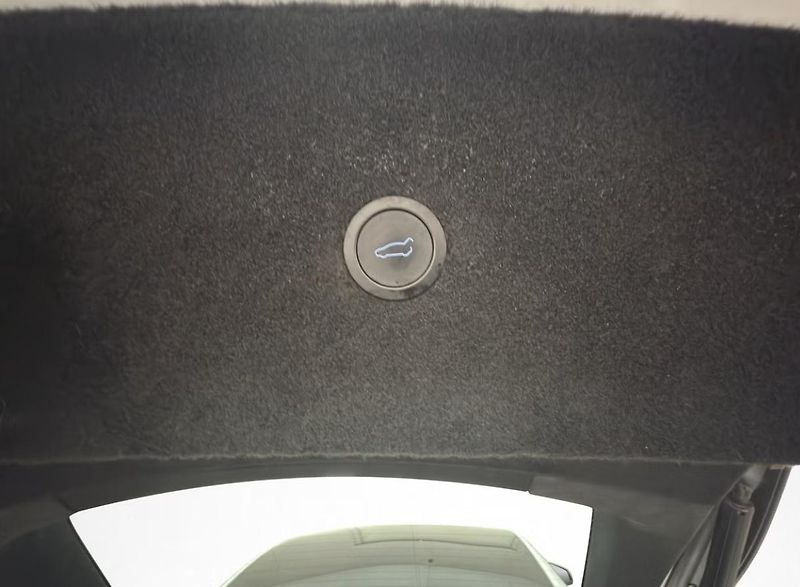 Tesla Model S LR AWD Vzduch Yoke Pano Kamera - fotka 29 z 33