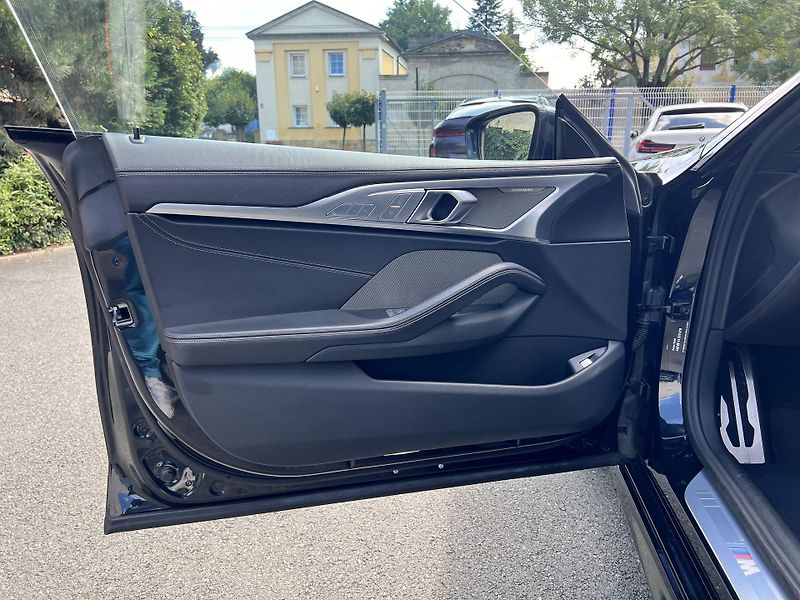 BMW Řada 8 840d xDrive GC M-Sport Laser - fotka 13 z 42