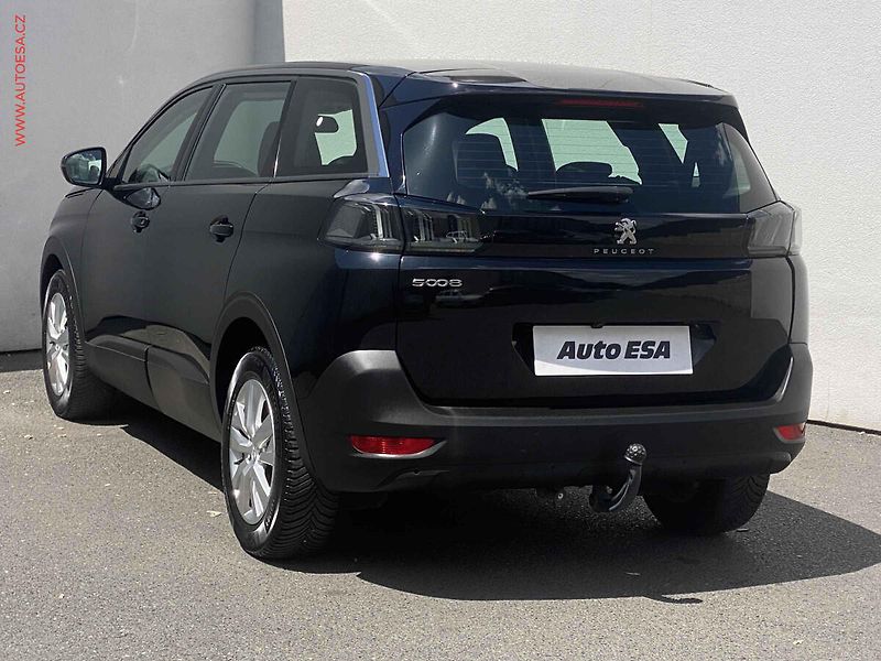 Peugeot 5008 (2021) 1.5 HDi, Active, AT, navi, TZ - fotka 6 z 18