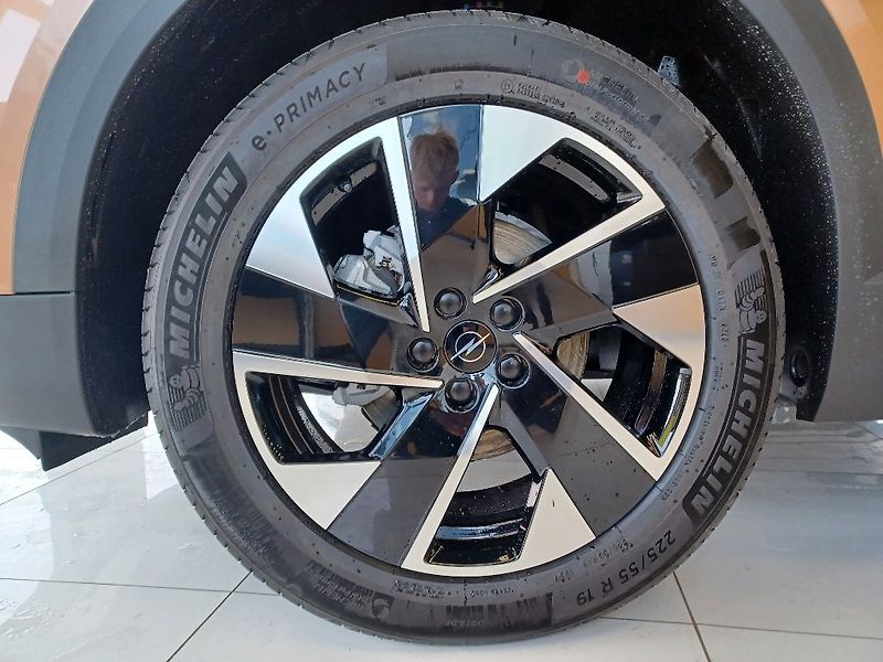 Opel Grandland (2026) Ultimate Hybrid 1,2T 145k AT - fotka 5 z 36