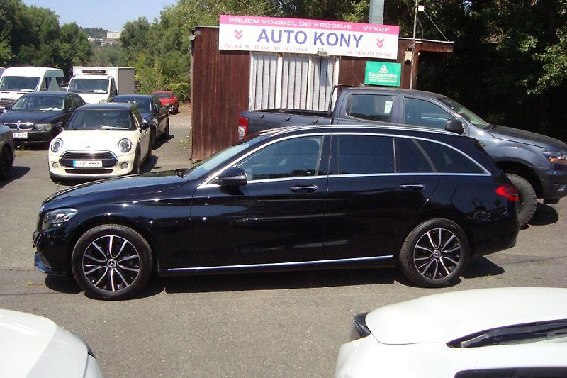 Mercedes-Benz Třídy C (2021) 220D,143kW, Exclusivce,S.kniha - fotka 4 z 92