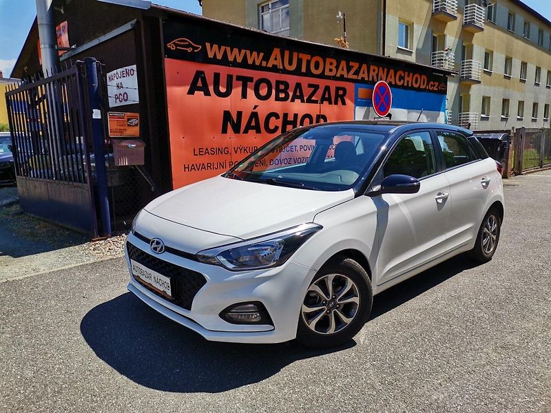Hyundai i20 (2019) 1.2i 62kw AC Winter PDC - fotka 25 z 25
