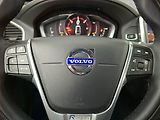 Volvo XC60 (2017) R-Design D4, 4X4, Automat - náhled 17