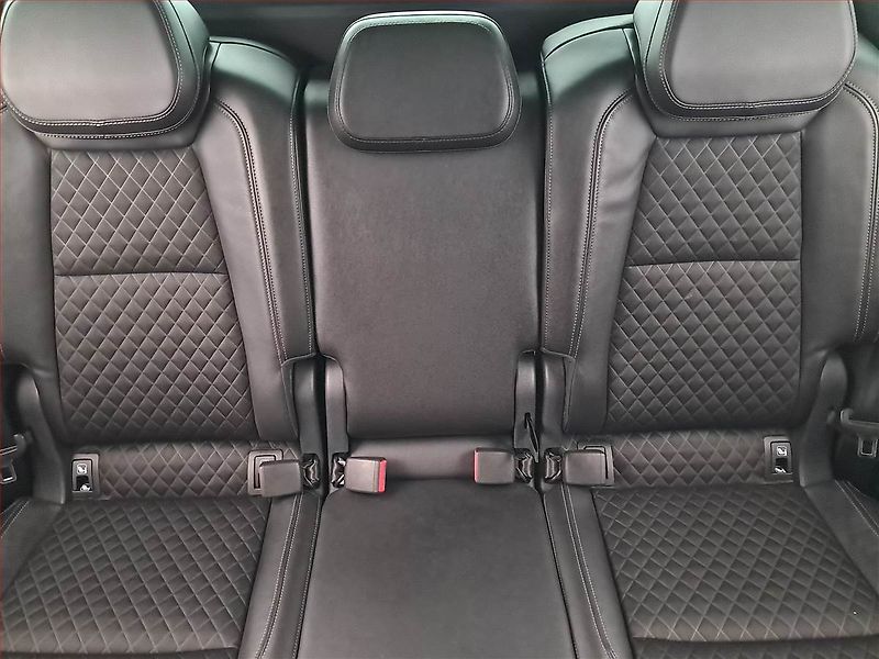 Škoda Karoq (2018) Style 1.5 TSI, Automat - fotka 10 z 23