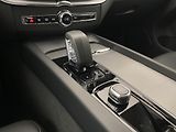 Volvo XC60 B4 AWD PLUS DARK AUT CZ 1.maj - náhled 29
