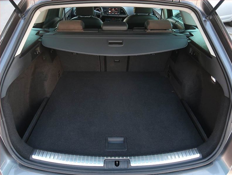 Seat Leon (2015) X-Perience 1.6 TDI, Navi - fotka 14 z 20