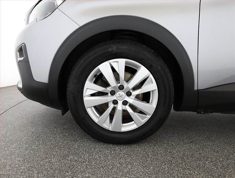 Peugeot 3008 (2020) 1.5 BlueHDi, Serv.kniha, Navi - fotka 19 z 19