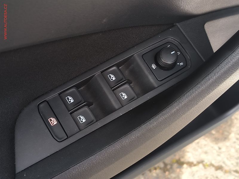 Škoda Scala (2021) 1.0 TSi, 2.maj,ČR, Ambition - fotka 19 z 22