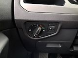 Volkswagen Touran (2016) 2.0 TDI, 7 míst, ČR,1.maj - náhled 16