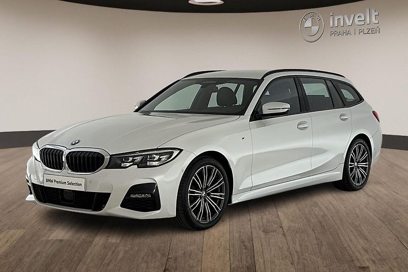 BMW Řada 3 320d xDrive - fotka 1 z 26