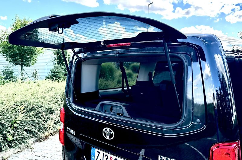 Toyota ProAce Verso (2019) 2.0 /110kW - fotka 4 z 13