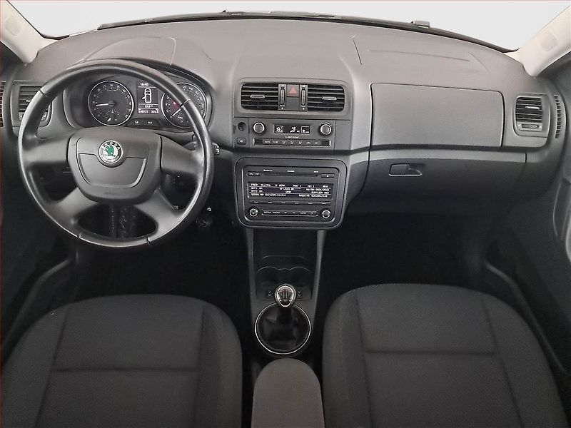 Škoda Fabia (2012) Elegance 1.6 TDI, Tempomat - fotka 8 z 15