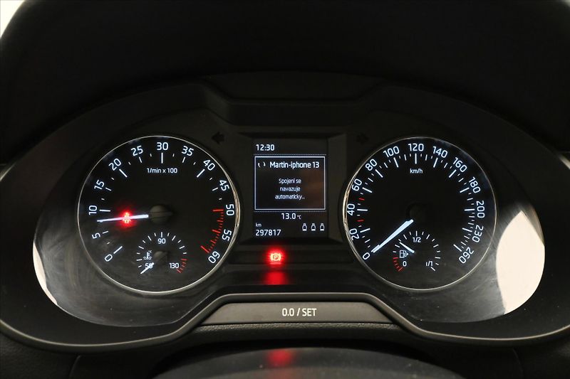Škoda Octavia 2,0 TDI 110kW Elegance Tažné V - fotka 16 z 30