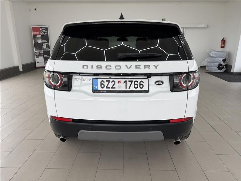Land Rover Discovery Sport 2,0 TD4 AWD, tažné, kamera, ČR - fotka 4 z 32