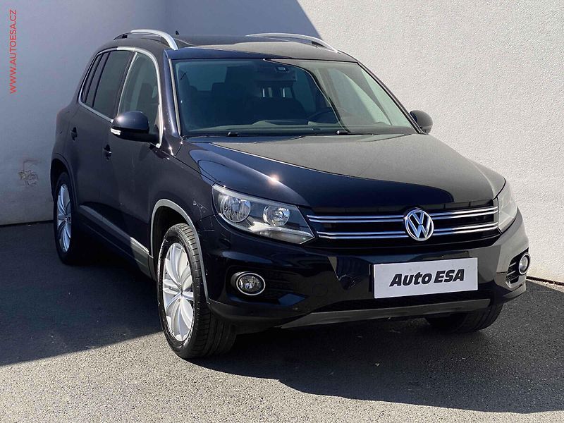Volkswagen Tiguan (2011) 2.0 TDi 4x4, Track&Style, DSG - fotografie inzerátu