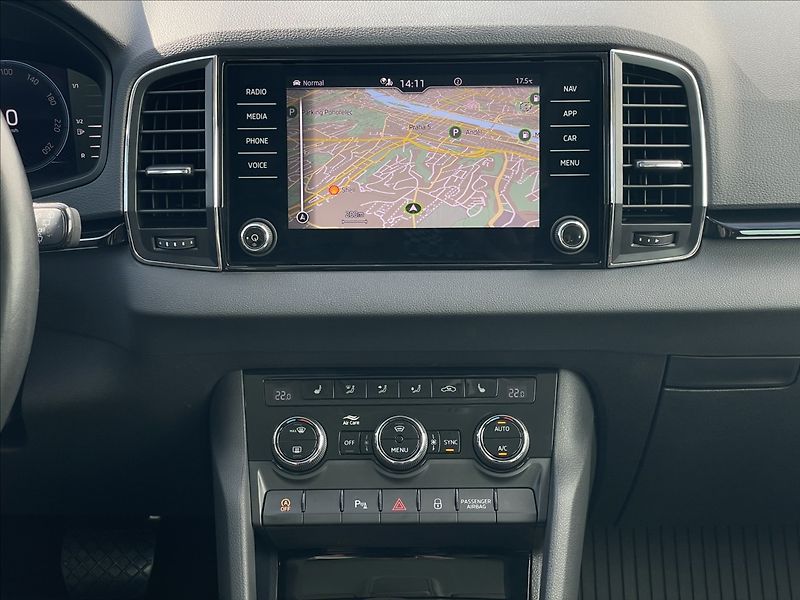 Škoda Karoq 2,0 TDI DSG Style Plus - fotka 12 z 25