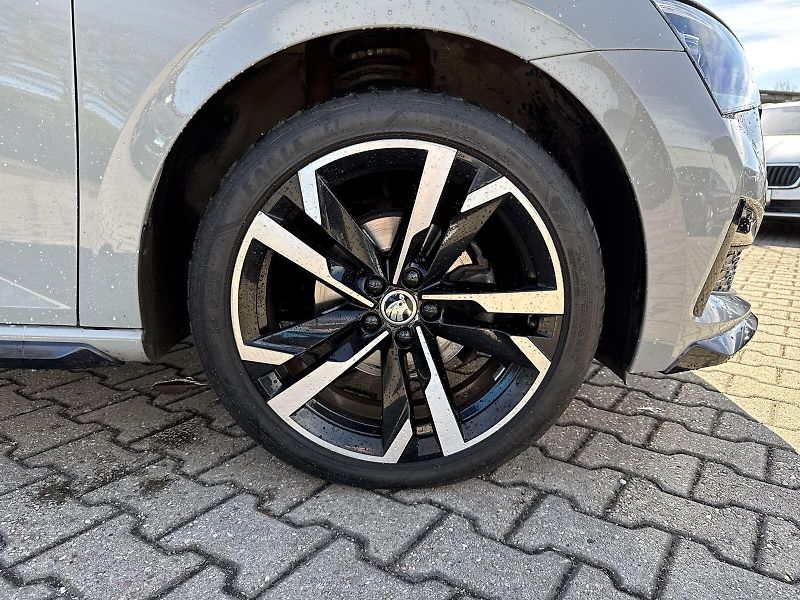 Škoda Scala (2022) 1.0 TSI Monte Carlo - fotka 26 z 30