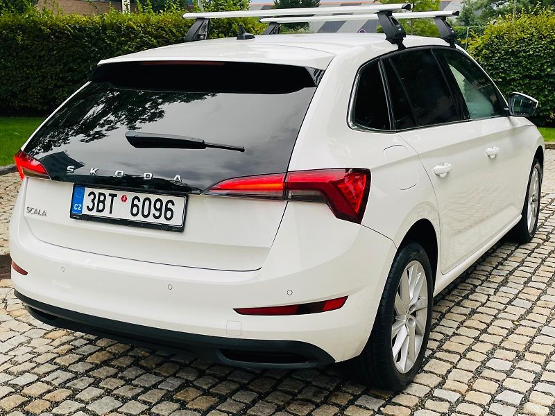 Škoda Scala 1.6TDI AUTOMAT SERVISKA TAŽNÉ - fotka 13 z 46