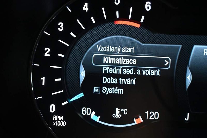 Ford Mondeo (2022) 2.0 LED SONY Tažné Kamera 8AT - fotka 31 z 37