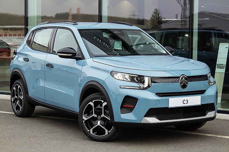 Citroën C3 (2026) 1,2 PLUS Turbo 100k Manual - fotka 3 z 17