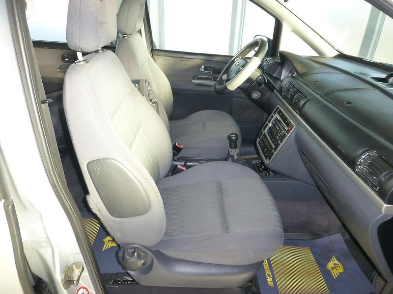 Ford Galaxy (2002) 1,9TDI 85KW*DIGIKL*TAŽNÉ*7MÍST - fotka 15 z 21