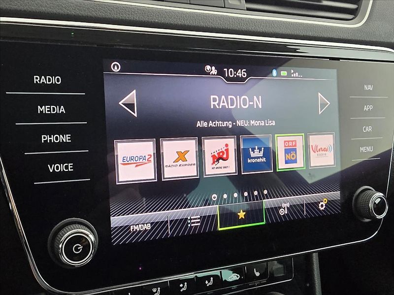 Škoda Superb 2,0 Style+, ACC, Virtual, Kame - fotka 10 z 25