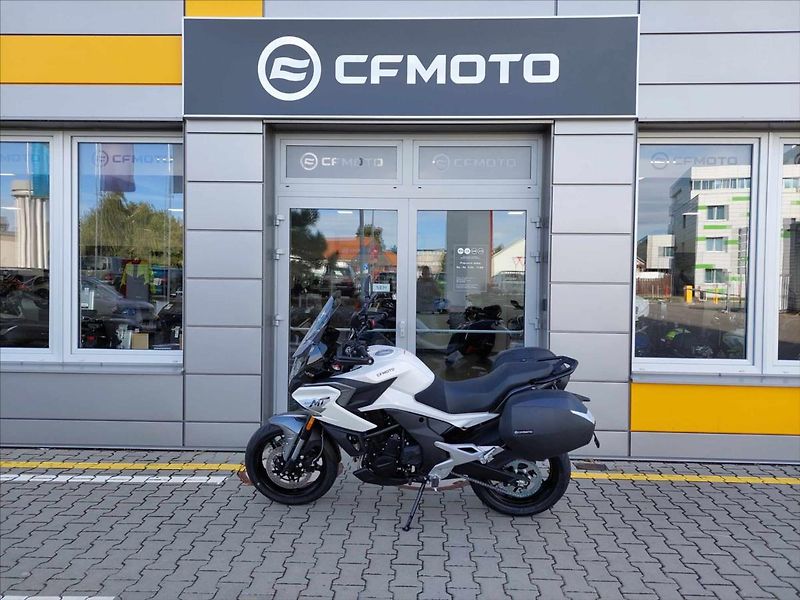 CFMOTO (2023) 700MT Premium  EU5 - fotka 4 z 6