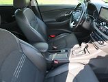 Hyundai i30 (2021) Style 1.5 T-GDI MHEV, Automat - náhled 9