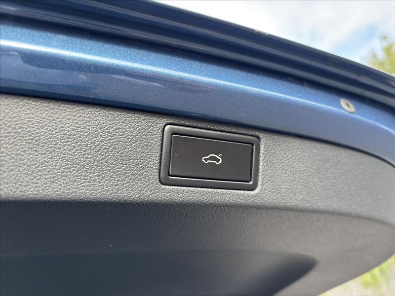 Škoda Scala 1,0 TSi Style ELkufr MRTVÝúhel - fotka 14 z 43