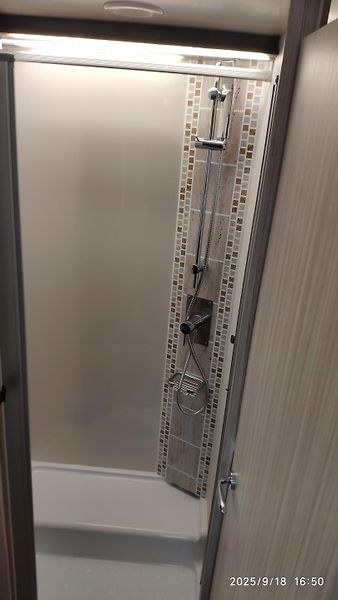 Elnagh T-Loft (2026) 530 75 Anniersary 2026 Automat - fotka 14 z 17