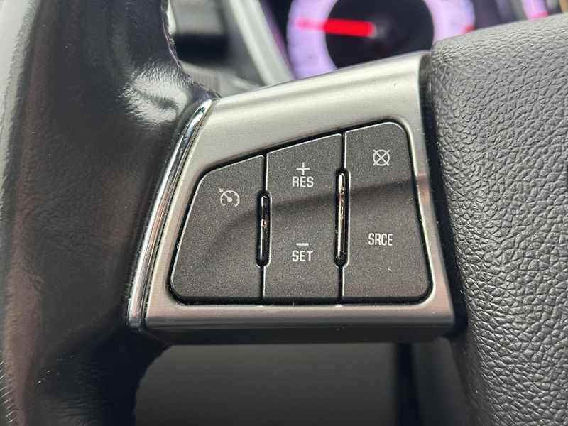 Cadillac SRX (2011) 3.0 V6 AWG Elegance, LPG, PANO - fotka 25 z 49