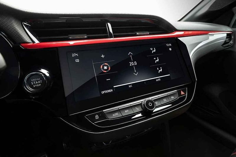 Opel šel cestou co nejnižší možné ceny, v základu nabízí tedy jediný motor.