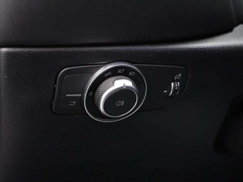 Alfa Romeo Tonale 1,5 117kW LED CZ DPH - fotka 15 z 35