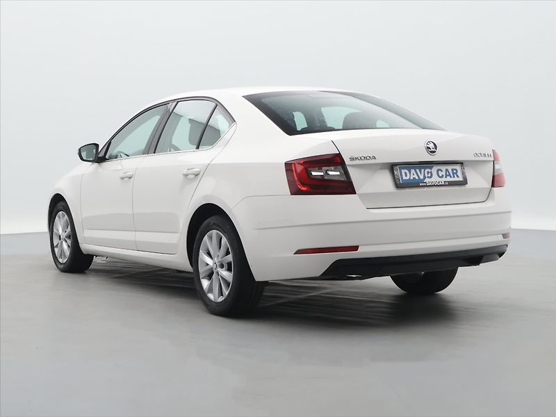 Škoda Octavia 1,6 TDI CZ Style LED Kessy - fotka 4 z 30