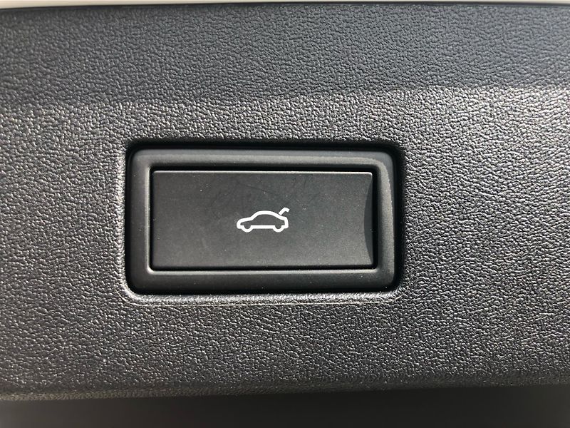 Volkswagen Tayron 1,5 TSI 150kW eHybrid People - fotka 26 z 30