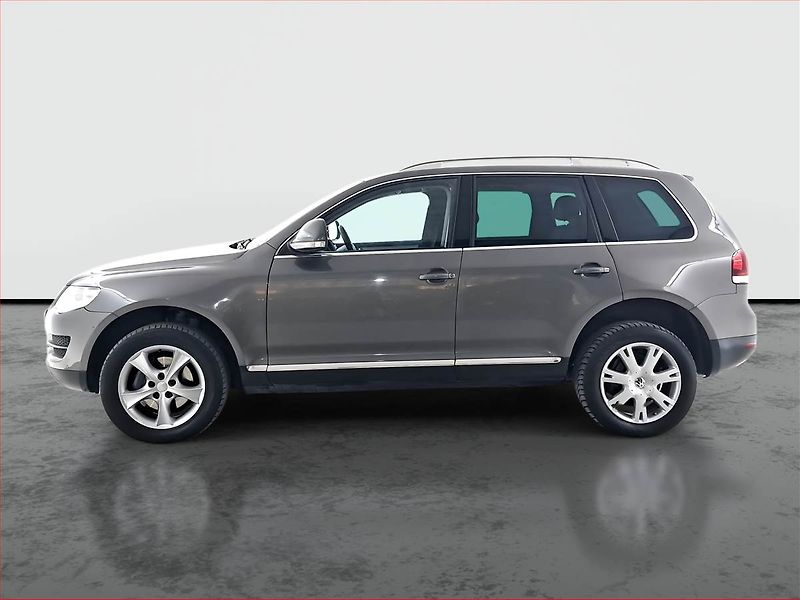 Volkswagen Touareg (2009) 3.0 TDI, 4X4, Automat, Xenony - fotka 3 z 21