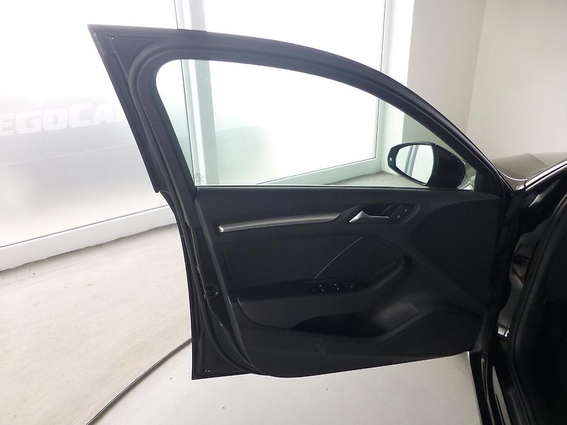 Audi A3 (2013) 2,0TDI-110KW*NAVI*XENON*KAMERA - fotka 10 z 29