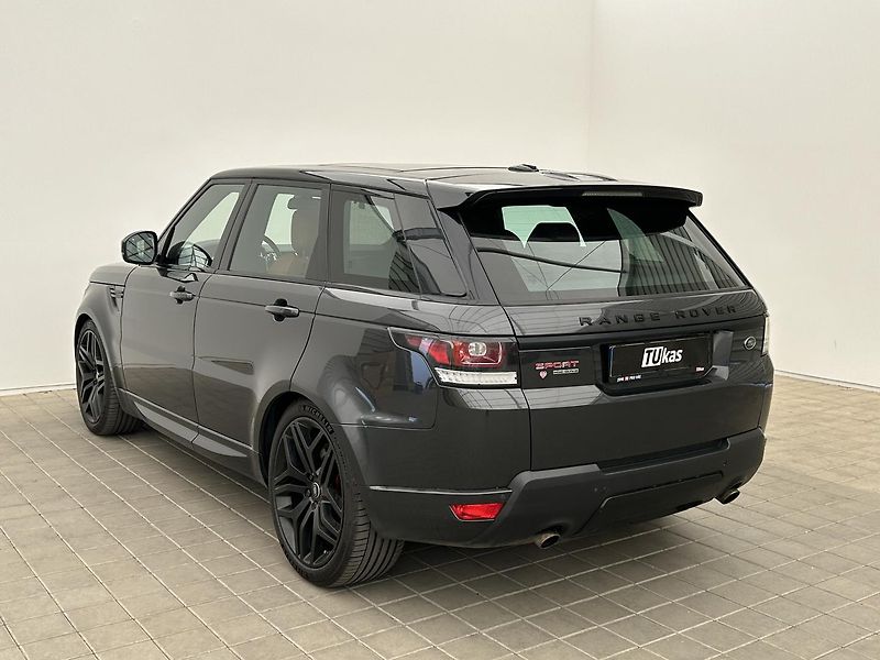 Land Rover Range Rover Sport 4.4 SDV8 4x4 HSE - fotka 3 z 26
