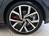 Volkswagen Golf 2,0 TSI 180kW GTI Performance - náhled 33