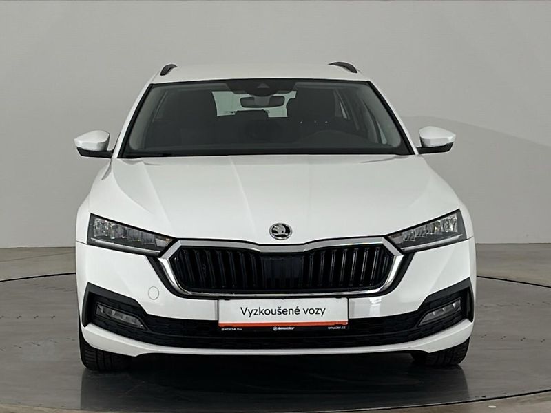 Škoda Octavia Ambition - fotka 4 z 26