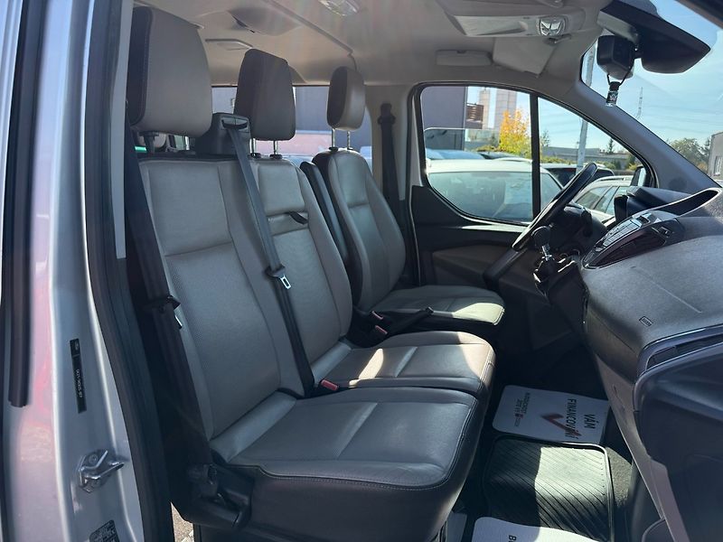 Ford Tourneo Custom (2016) 2.0TDCi 96kW *L2H1*ALU*Tažné* - fotka 17 z 24