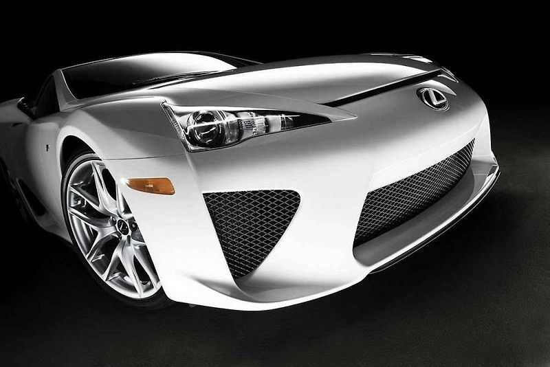 Lexus LFA.