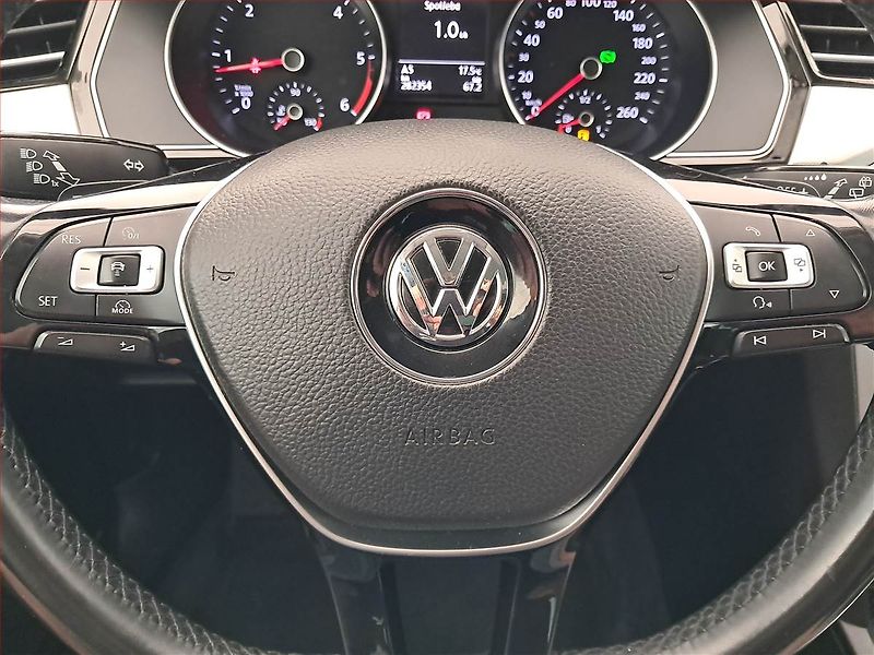 Volkswagen Passat (2015) Comfortline 2.0 TDI, Automat - fotka 17 z 20