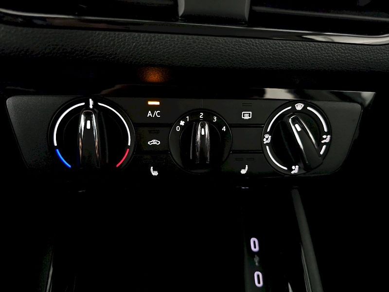 Škoda Scala (2025) 1.0TSI 85kW SELECTION - fotka 19 z 25